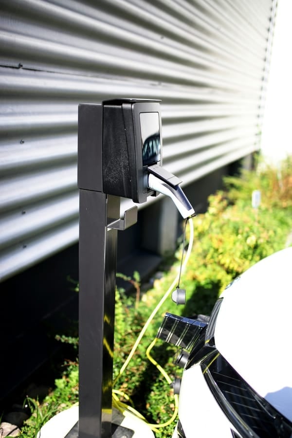 Norme IP54 : Guide Complet de Protection Eau et Poussière